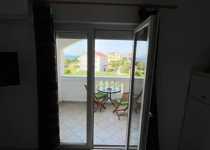 Apartman Edina *