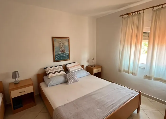 Apartman Edina *