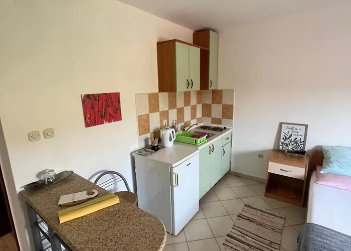 Edina Apartman