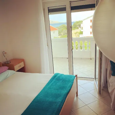 Apartman Edina Pag Town