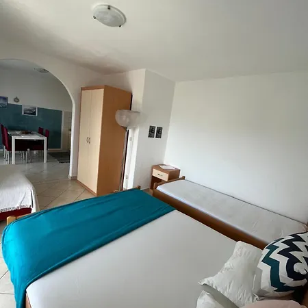 Apartmani Pag