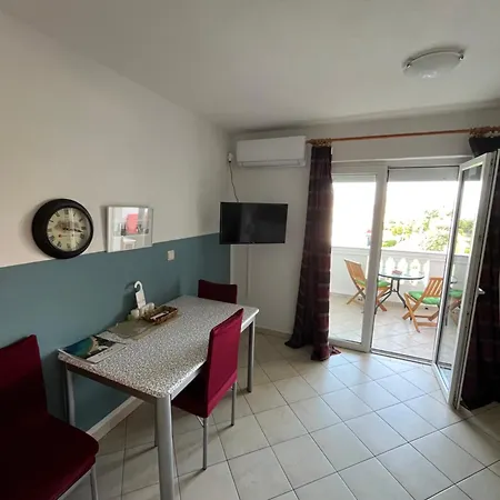 Апартаменты Edina